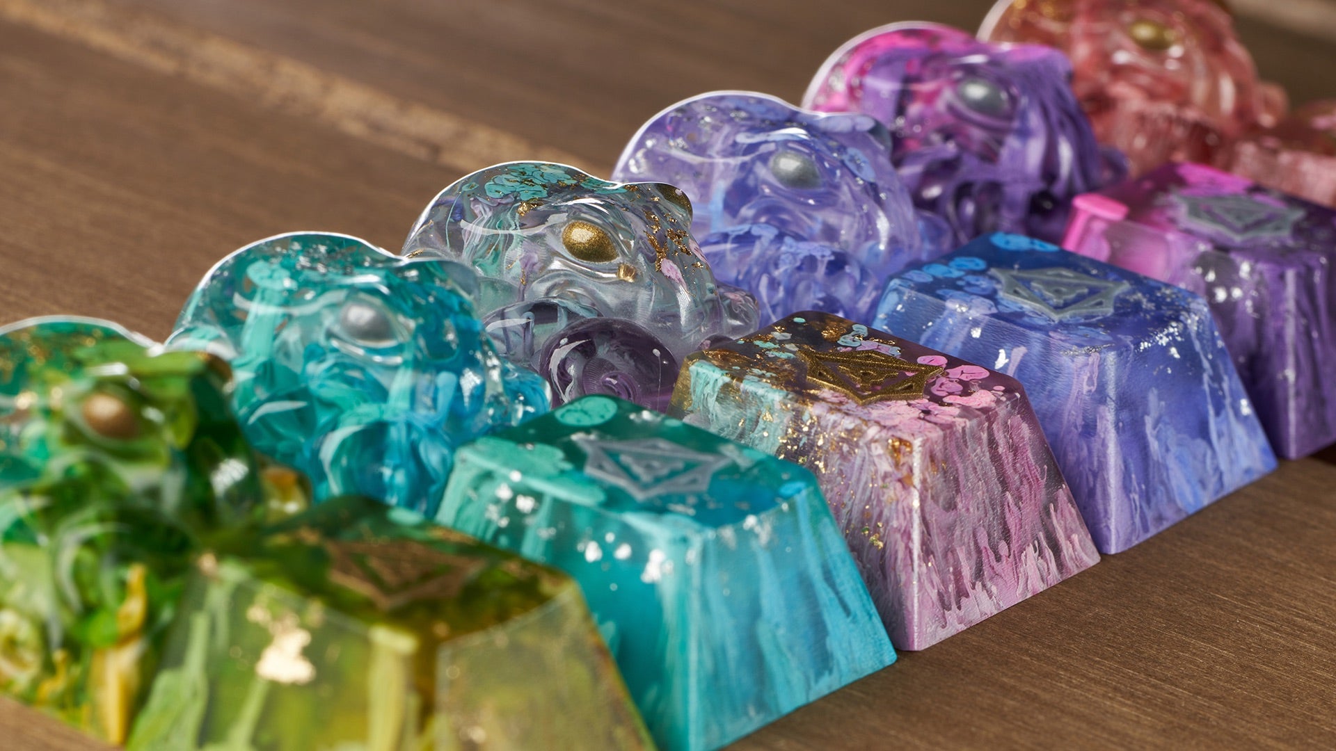 slider image slider_item_qp7jYU