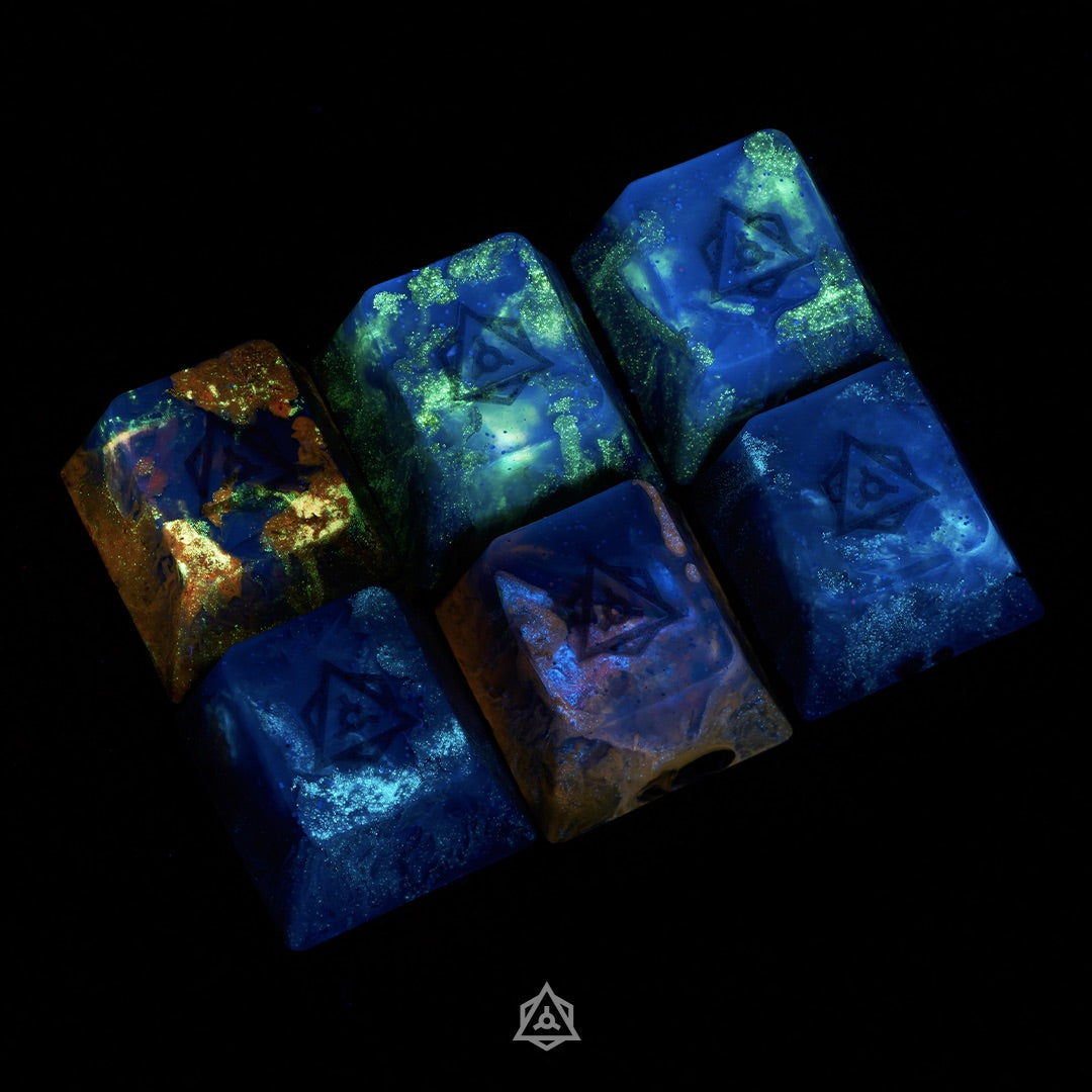 Spectral Deity – Logo Keycap – 0B5CUR4